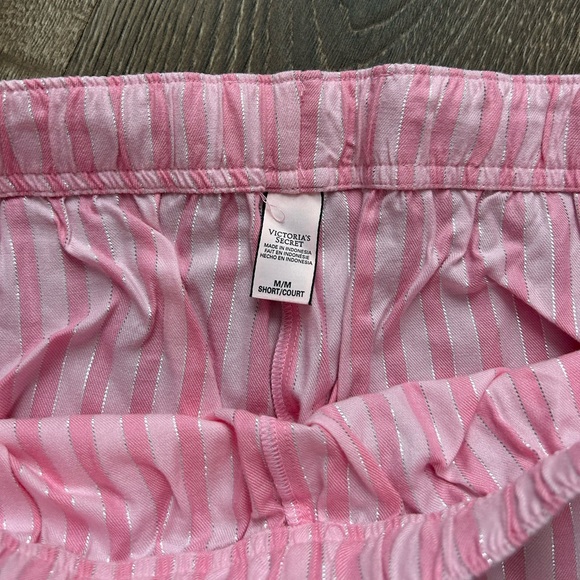 Victoria’s Secret Shine Button Down Collared long Sleeve “Flannel” Pajama Set - Picture 5 of 9